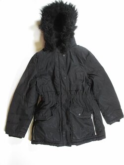 Zímní černá bunda pro holky secondhand Zímní černá bunda pro holky secondhand