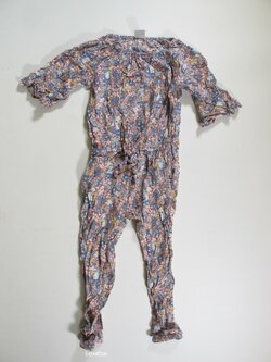 Letní overal s kytkami secondhand Letní overal s kytkami secondhand