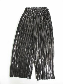 Plizované kalhoty pro holky letní secondhand Plizované kalhoty pro holky letní secondhand