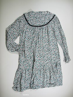 Kytkované šaty pro holky dl rukáv secondhand Kytkované šaty pro holky dl rukáv secondhand