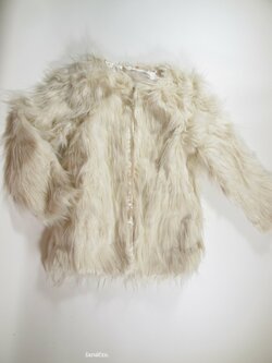 Chlupatý kabátek pro holky secondhand Chlupatý kabátek pro holky secondhand