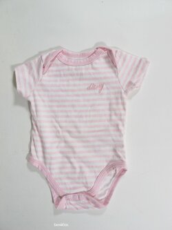 Body pro holky růžovo bílé secondhand Body pro holky růžovo bílé secondhand
