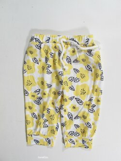 Letní kalhoty pro holky secondhand Letní kalhoty pro holky secondhand