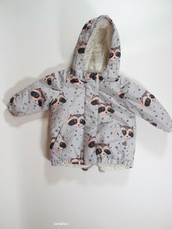 Zimní šedá bunda s obrázky pro holky secondhand Zimní šedá bunda s obrázky pro holky secondhand