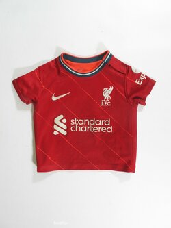 Dresové červené triko pro kluky secondhand Dresové červené triko pro kluky secondhand