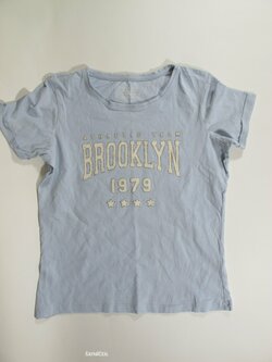 Modré triko pro holky secondhand Modré triko pro holky secondhand