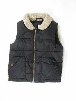 Černá vesta pro kluky secondhand Černá vesta pro kluky secondhand