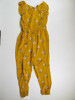 Letní overal okrový secondhand Letní overal okrový secondhand