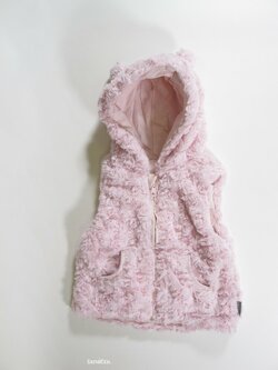 Vesta pro holky chlupatá růžová secondhand Vesta pro holky chlupatá růžová secondhand