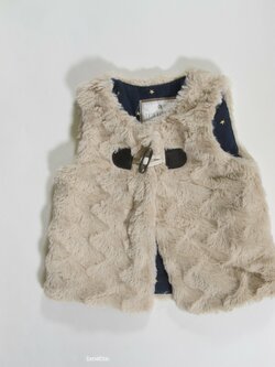 Vesta pro holky chlupatá secondhand Vesta pro holky chlupatá secondhand