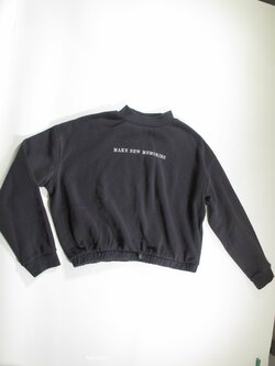 Mikina šedá crop pro holky secondhand Mikina šedá crop pro holky secondhand