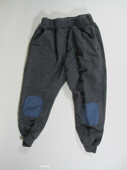 Šedé tepláky pro kluky secndhand Šedé tepláky pro kluky secndhand