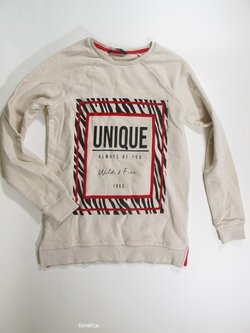 Mikina pro holky světlá delší secondhand Mikina pro holky světlá delší secondhand