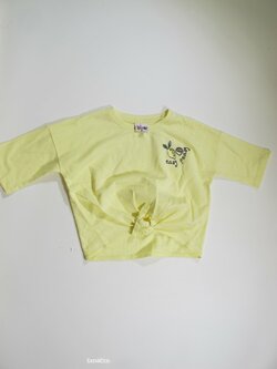 Slabší mikina pro holky žlutá crop secondhand Slabší mikina pro holky žlutá crop secondhand