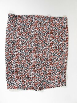 Elastická letní sukně pro holky secondhand Elastická letní sukně pro holky secondhand