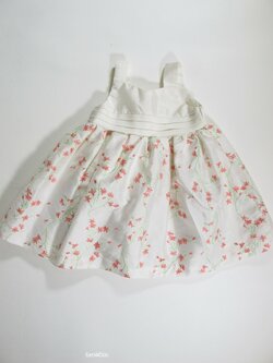 Šaty pro holky světlé secondhand Šaty pro holky světlé secondhand