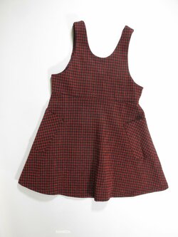 Červeno černé čaty na ramínka secondhand Červeno černé čaty na ramínka secondhand