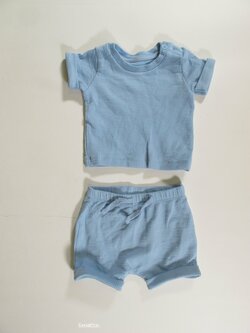 Modrý komplet pro děti secondhand Modrý komplet pro děti secondhand