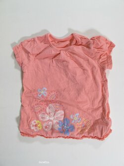 Triko pro holky růžové secondhand Triko pro holky růžové secondhand