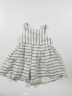 Šaty pro holky s pruhem secondhand Šaty pro holky s pruhem secondhand