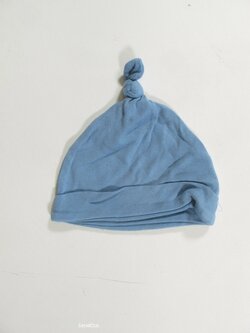 Čepička modrá pro kluky slabší secondhand Čepička modrá pro kluky slabší secondhand