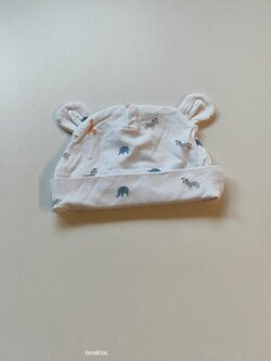 Čepička s ouškama pro děti secondhand Čepička s ouškama pro děti secondhand