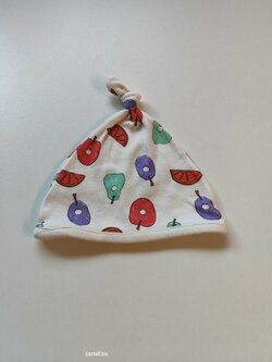 Jarní čepička pro holky secondhand Jarní čepička pro holky secondhand