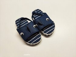 Sandálky pro kluky žralok secondhand Sandálky pro kluky žralok secondhand