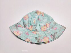 Tyrkysový klobouk s kytičkami pro holky outlet Tyrkysový klobouk s kytičkami pro holky outlet