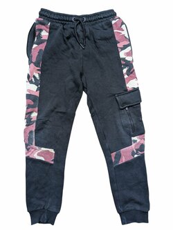 Černé tepláky s maskováním pro kluky secondhand George Černé tepláky s maskováním pro kluky secondhand George