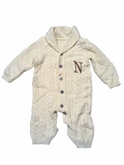 Světlý pletený overal pro kluky secondhand Světlý pletený overal pro kluky secondhand