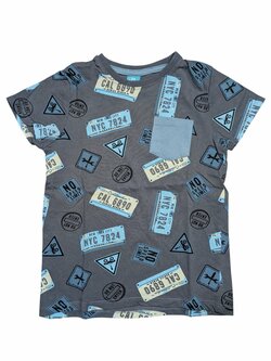 Tmavě šedé triko s obrázky kapsička pro kluky secondhand little kids Tmavě šedé triko s obrázky kapsička pro kluky secondhand little kids