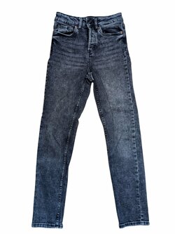 Tmavé skiny džíny pro holky secondhand Denim Tmavé skiny džíny pro holky secondhand Denim