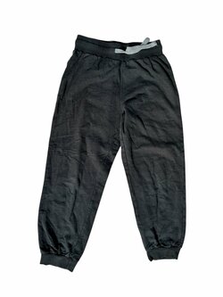 černé tepláky pro holky secondhand BPC černé tepláky pro holky secondhand BPC