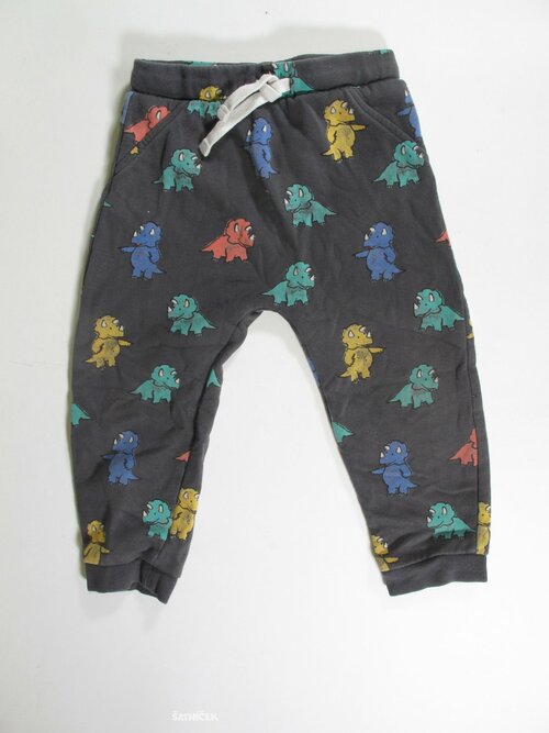 Obrázkové tepláky pro kluky secondhand