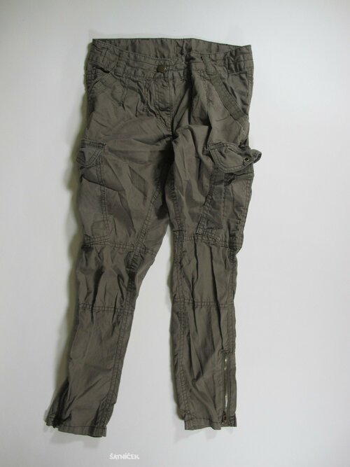 Zelené kalhoty pro holky plátěné secondhand