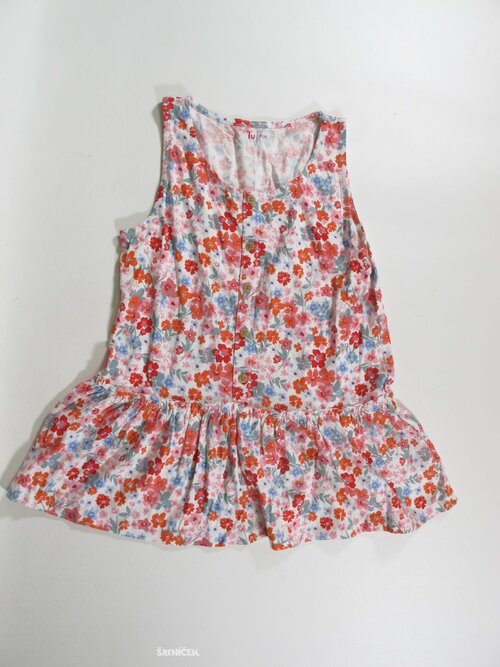 Šaty pro holky kytkované secondhand