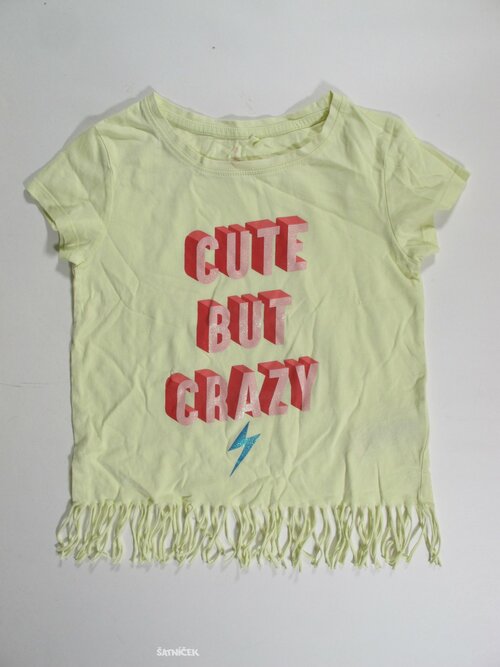 Triko s nápisem pro holky secondahnd