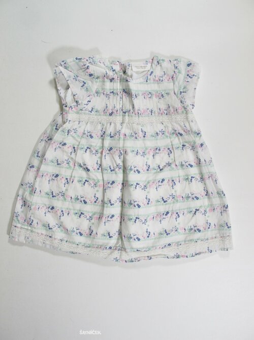 Šaty pro holky kytkované secondhand