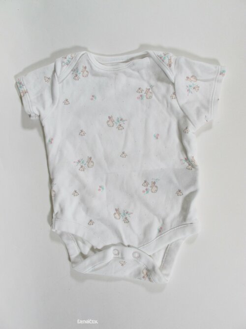 Body bílé pro holky s kytkami secondhand