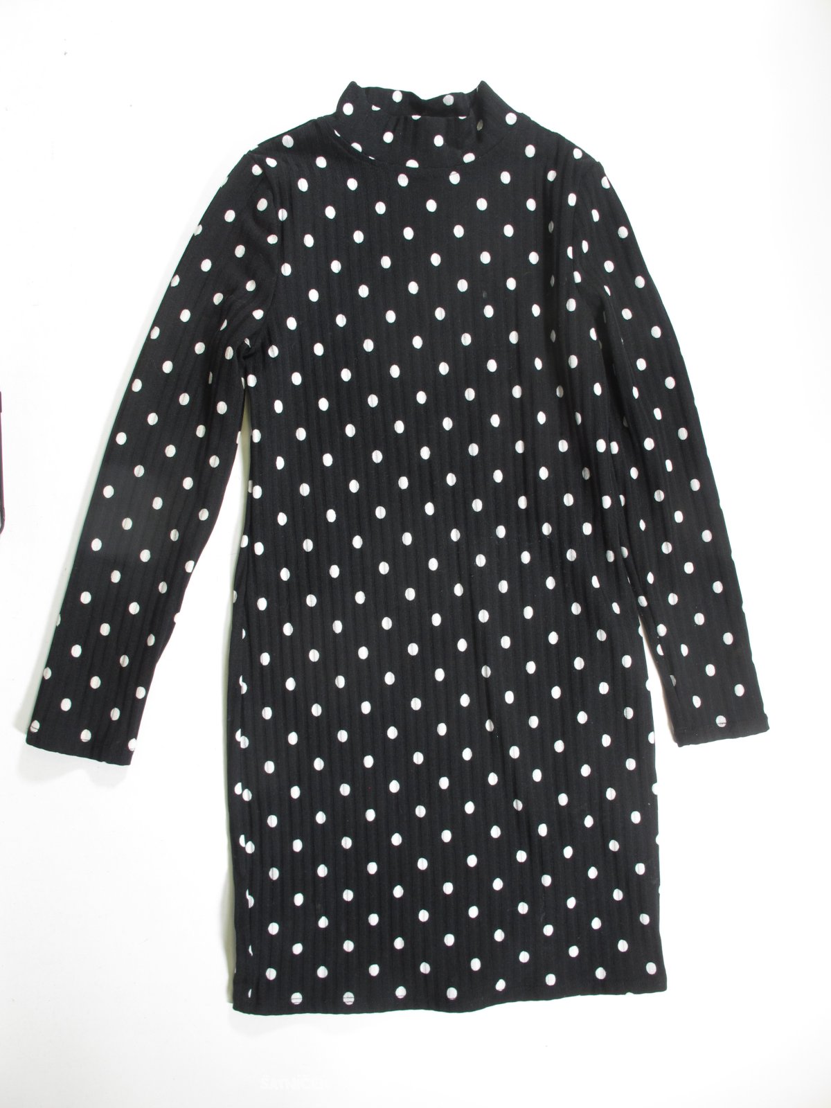 Šaty dl rukáv s puntíkem secondhand