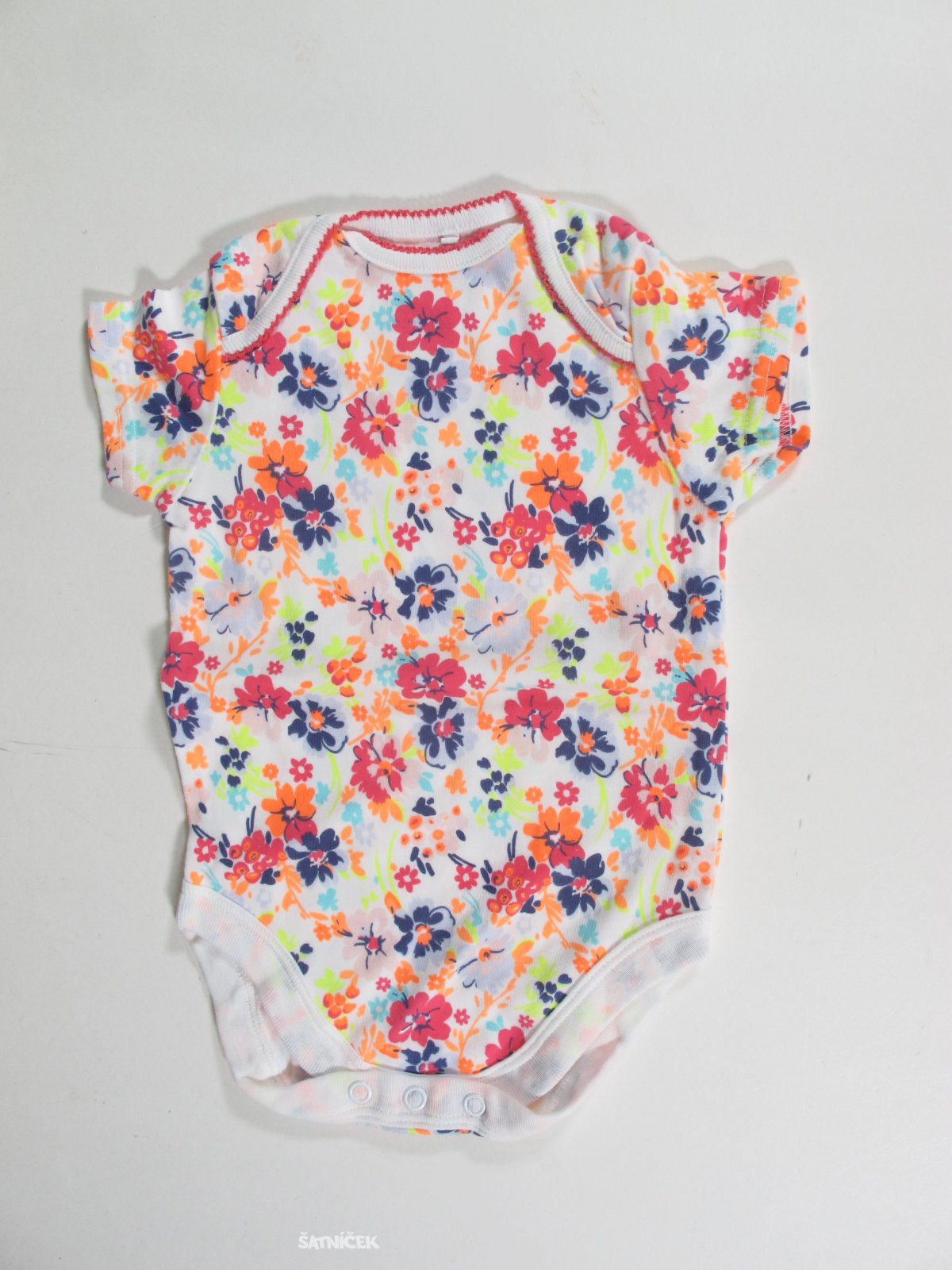 Body pro holky kytkované secondhand